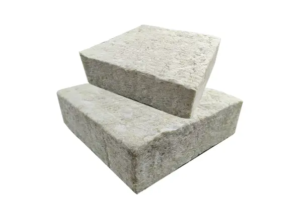 TAPETE DE LÃ DE ROCHA BIOSSOLÚVEL